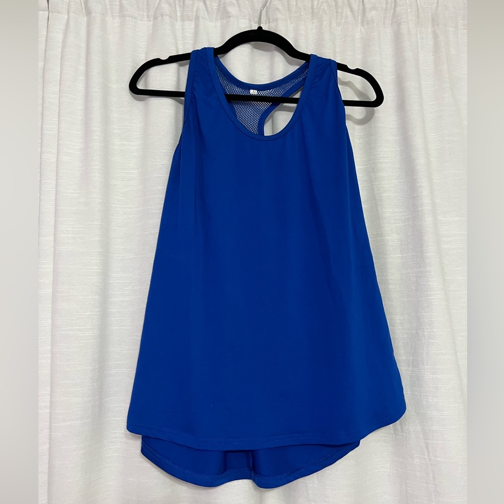 Athletic top
